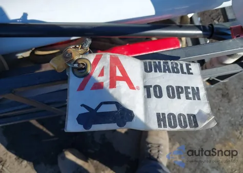 2010 Volkswagen New Beetle 2.5L Final Edition z USA, uszkodzony, nr VIN 3VWRG3AL0AM009953